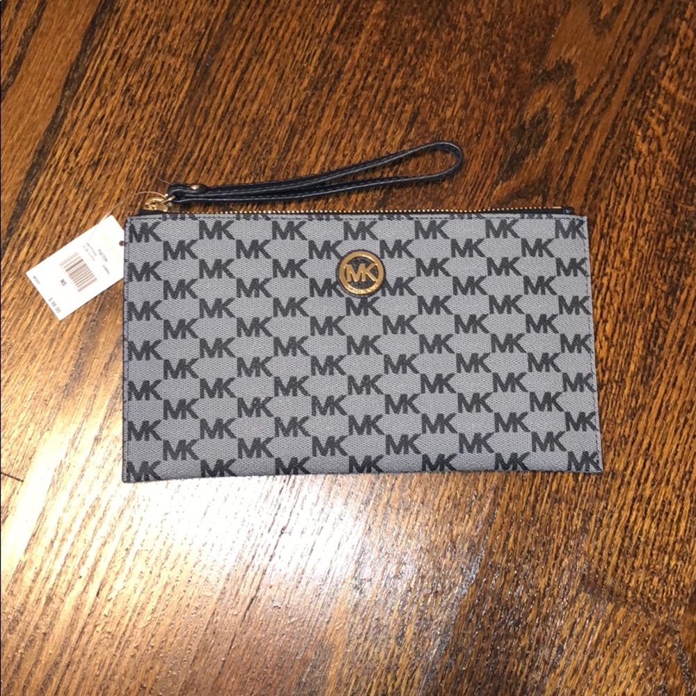 MK Clutch!